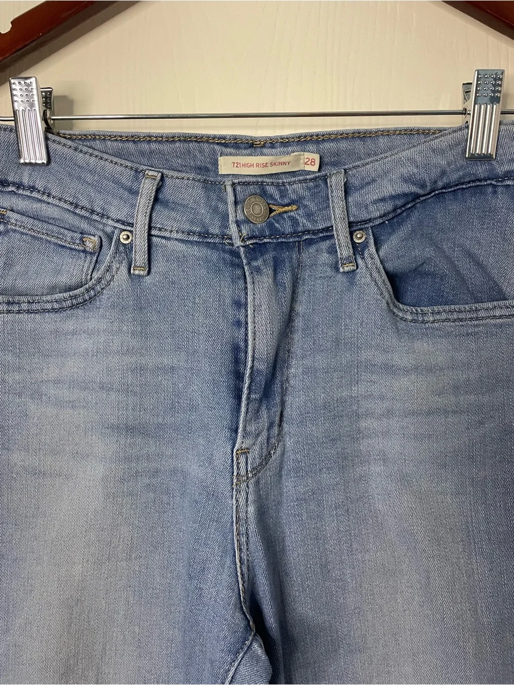 Levi’s 721 High Rise Skinny Distressed Jeans Size 28 - Picture 2 of 10